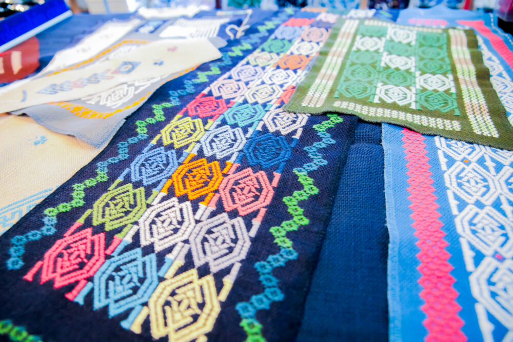 Quilt artist of Kogin embroidery